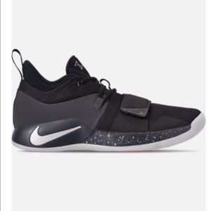 BRAND NEW - MEN'S NIKE PG 2.5 BASKETBALL SHOES